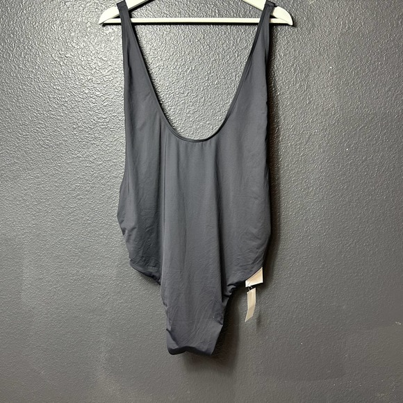 NWT Good American Women's Plus Size Layout High Cut Deep Back One-Piece Sz 7/4XL - Picture 5 of 9